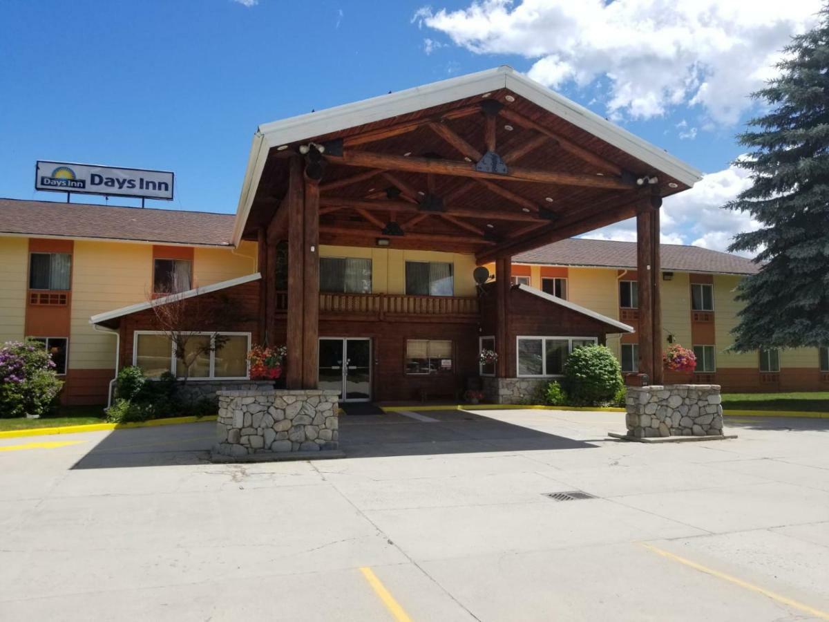 Days Inn By Wyndham Sandpoint Ponderay Екстериор снимка